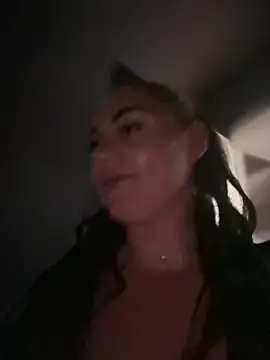 lovely_beast (F young) - Strip tease pussy play to make me cream