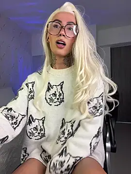 miss_tatiana_ (T young) - FUCK ASS ON THE FLOOR WITH HUGE DILDO