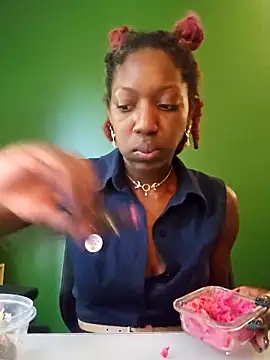 oliviaprettypussy webcam