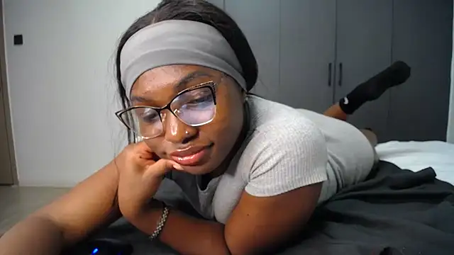 Pretty_Liya08 webcam