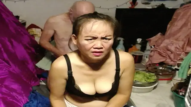 1CuteAndSexy69 webcam