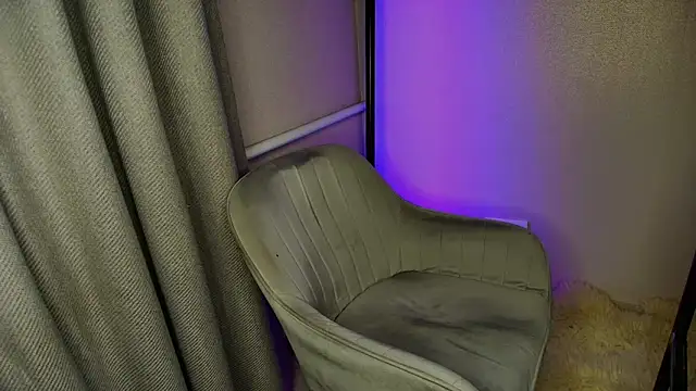 Leila_Libertas webcam