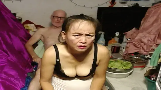 1CuteAndSexy69 webcam