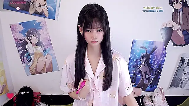 美女Hug-kiss在线直播