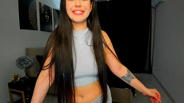 AlluringAriel webcam