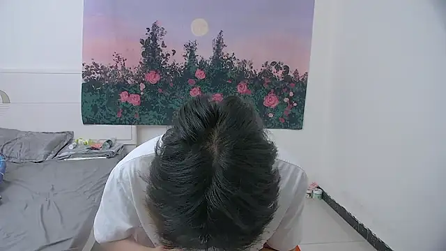 icecream-002's live cam