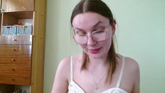 looveellyx - LooveELLYx's free webcam - UK Sex Cams