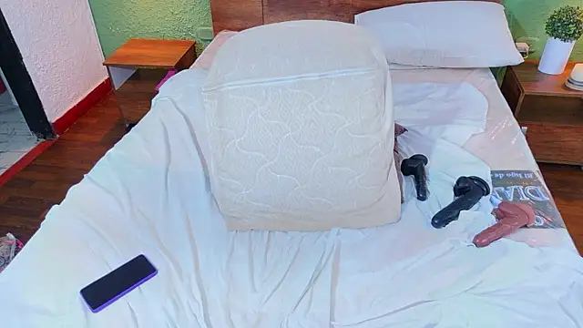 tinyy_whore18 webcam