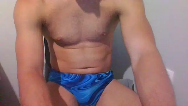 YoungforOld32 webcam