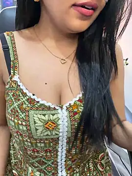 escape_with_me webcam