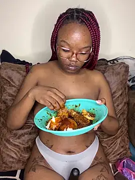 YummyMelanin117 webcam