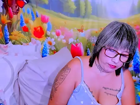 indianroxy (F milf) - help me reach 4th nyt target