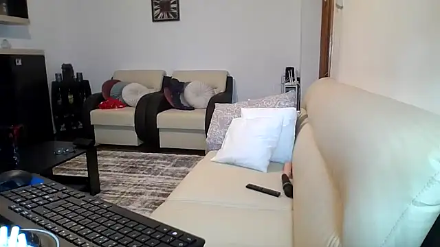 Ella_sweety00 webcam