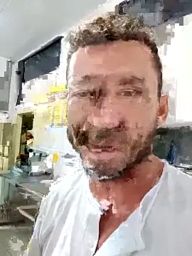 RobertoLuiz84's live cam