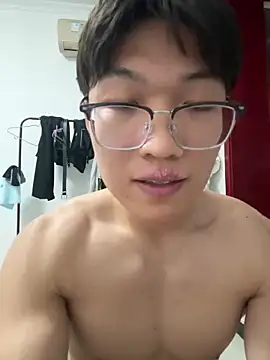 ycen_ (M twink) - 全裸直播