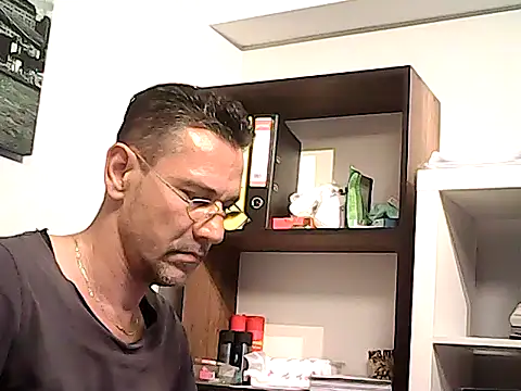 mastercharisma35 webcam