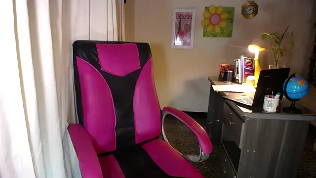 danielle_rose_1 - Danielle_rose_1's free webcam - UK Sex Cams