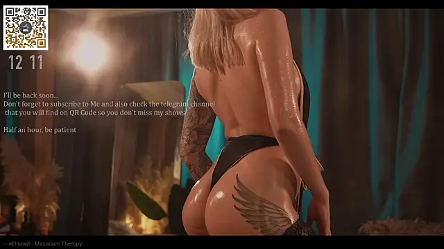 LinaKinky live sex cam