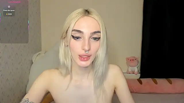 succubantra live sex cam