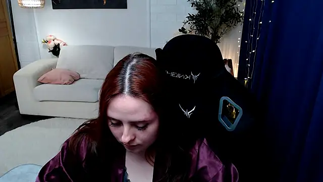 Hennessy_bunny webcam