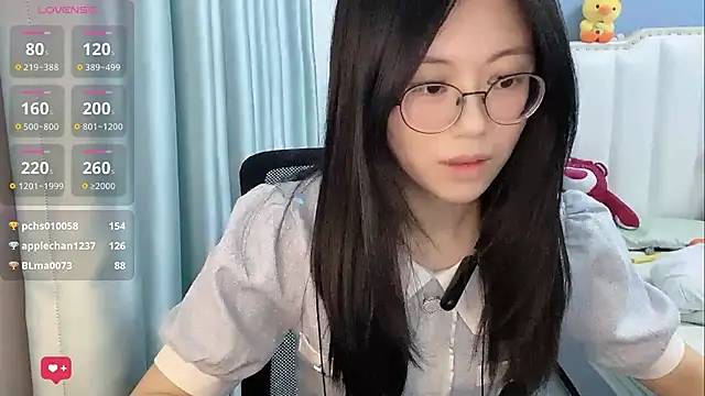 美女Luna-666在线直播