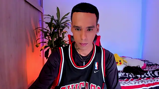 Damianwhite live sex cam