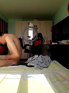 heyy_noah11 (M twink) - Cum sexy boy  🤤