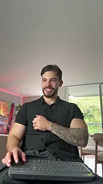 Valenthino_Salvatore webcam