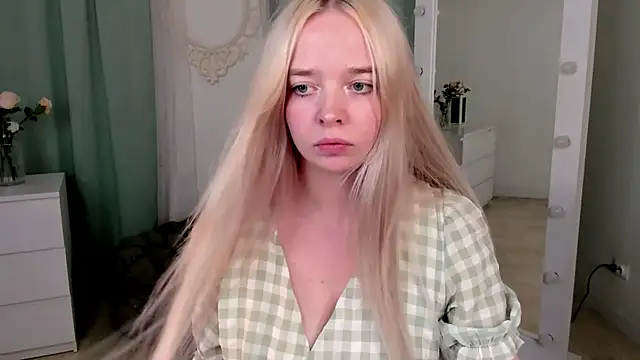 BellaMontgomery webcam