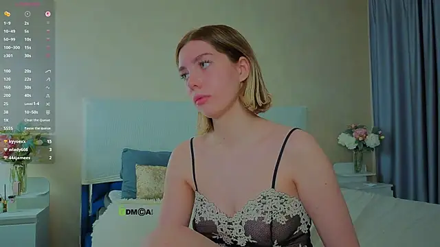 _sophielov webcam