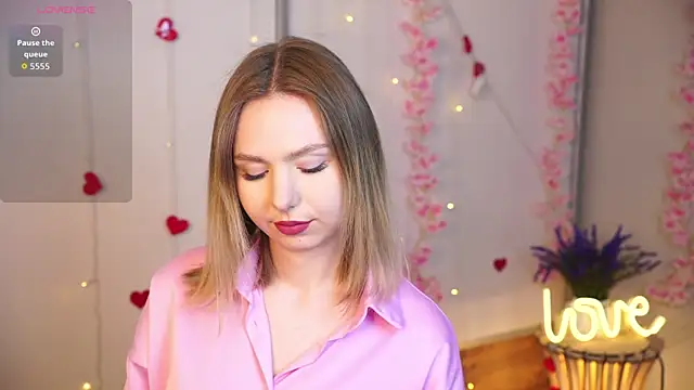 DottyTaliaferro webcam