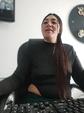 katha_steele_ webcam