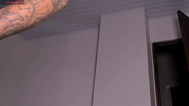 Megan_browns1 webcam