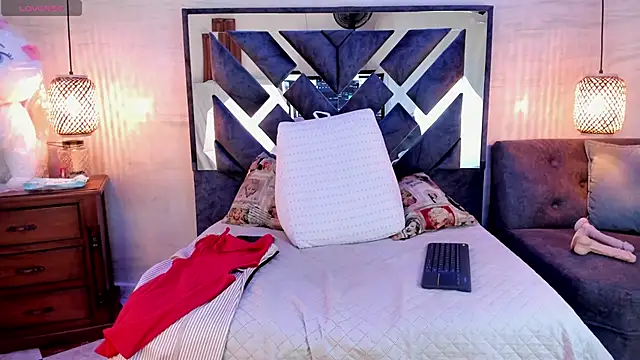 annie_vega17_ webcam