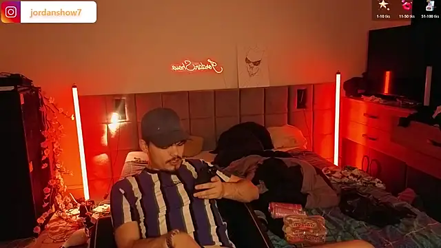 JordanShow webcam