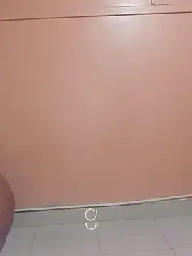 Luciouslips00 webcam