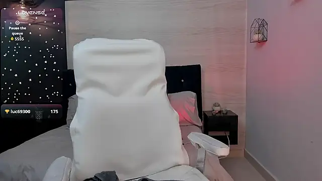 _Sophie__miller webcam