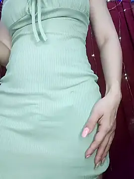 Alone_nothing webcam