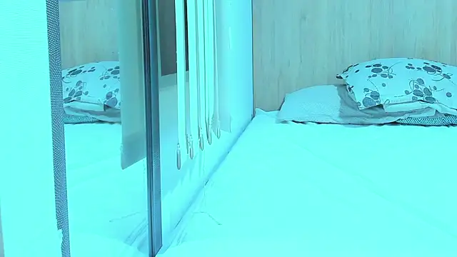 goddess_curvyy webcam