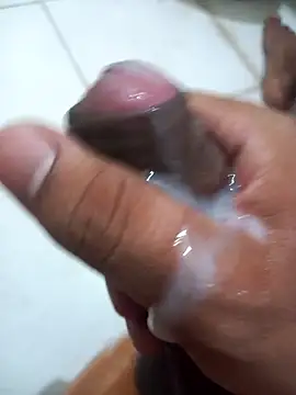 fuckinghot6969 webcam