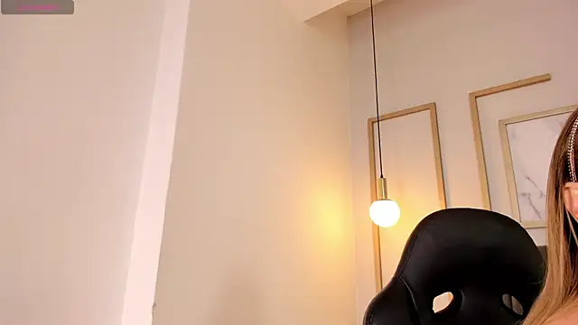 Holly_madison_ webcam