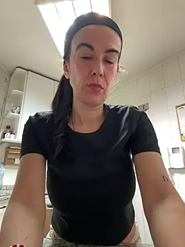 dulceflor25 from StripChat is Freechat