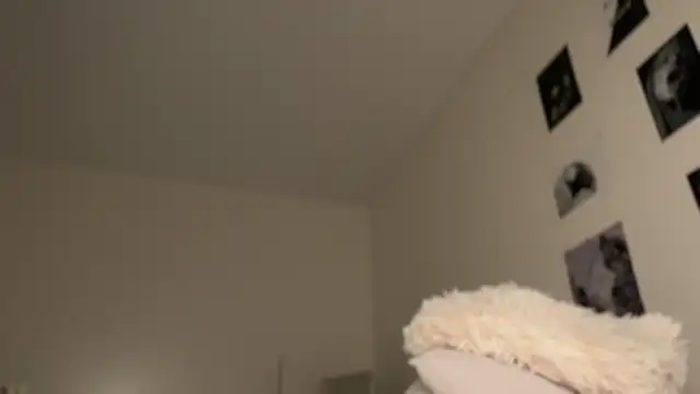 annybastet (F young) - Squirt on your face😘