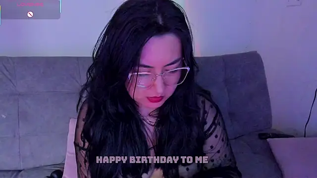 Curvybaddie99 webcam