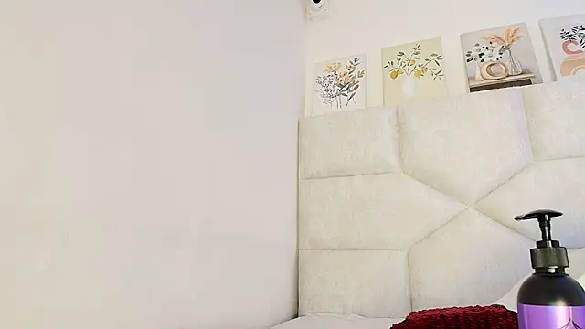 elizawiliamst - Elizawiliamst's free webcam - UK Sex Cams