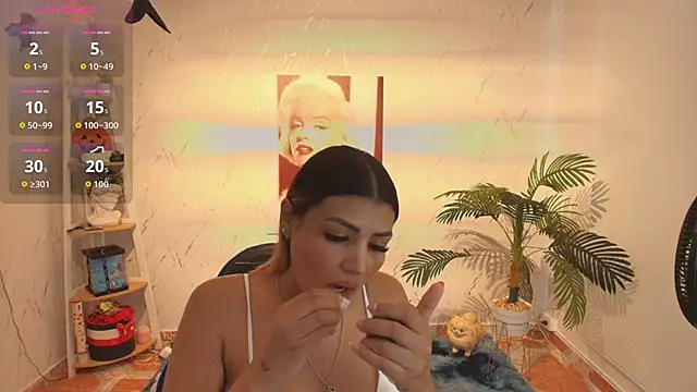 saloomee__ (F young) - cream in the ass