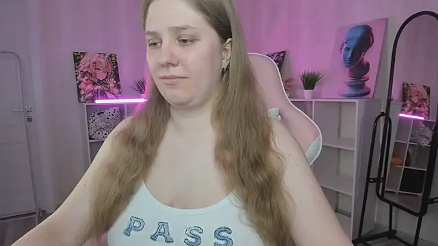 megan_violer - Megan_Violer's free webcam - UK Sex Cams