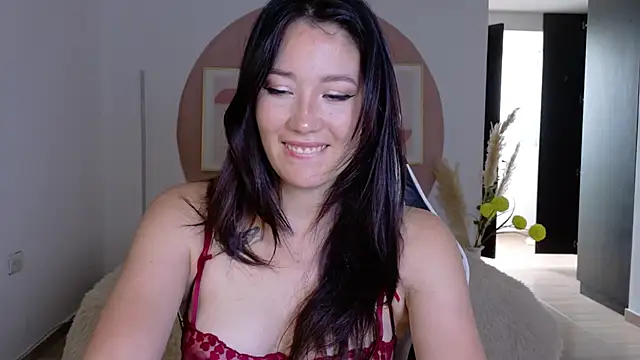 eliih_01 - Eliih_01's free webcam - UK Sex Cams