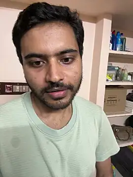 Sweetloverr28's live cam