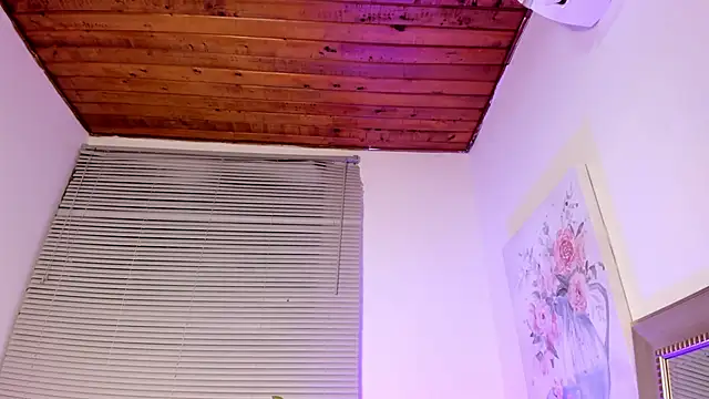 emily_burton18 webcam